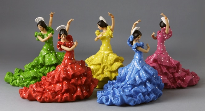 Castañuelas, flamenquitas y otros souvenirs cutres a evitar