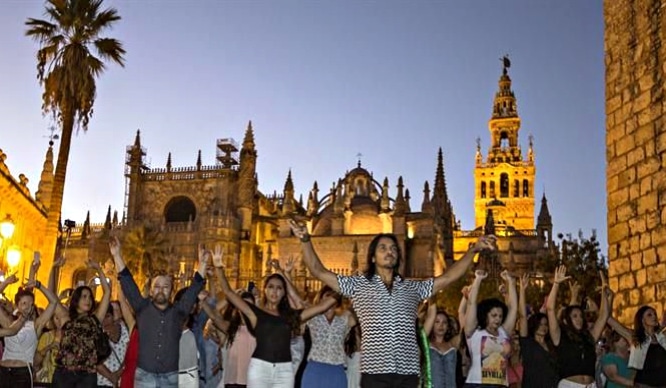 Farruquito dirige un flashmob para la Bienal de Flamenco