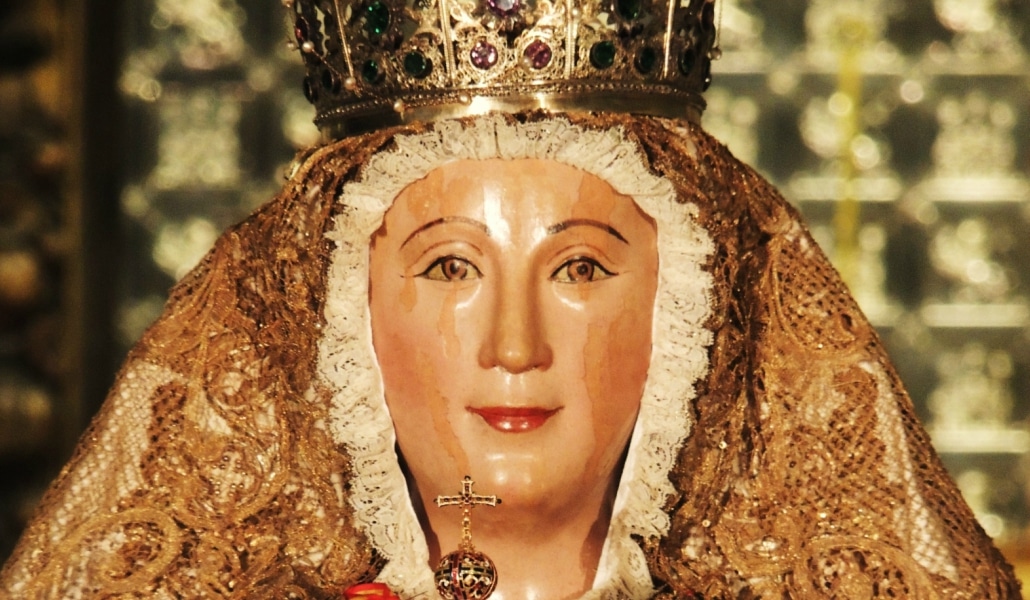 La leyenda de la divina creación de la Virgen de los Reyes