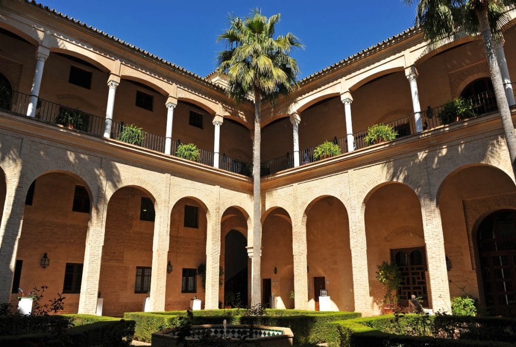 Palacio de los Marqueses de la Algaba: una ruta por el mudéjar sevillano