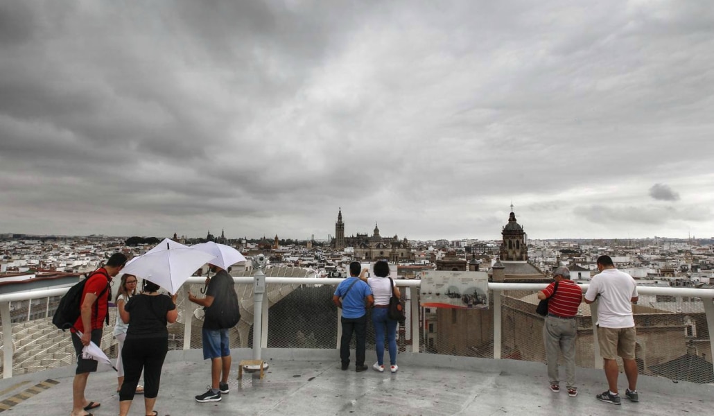 Lluvia y bajada de temperaturas en Sevilla