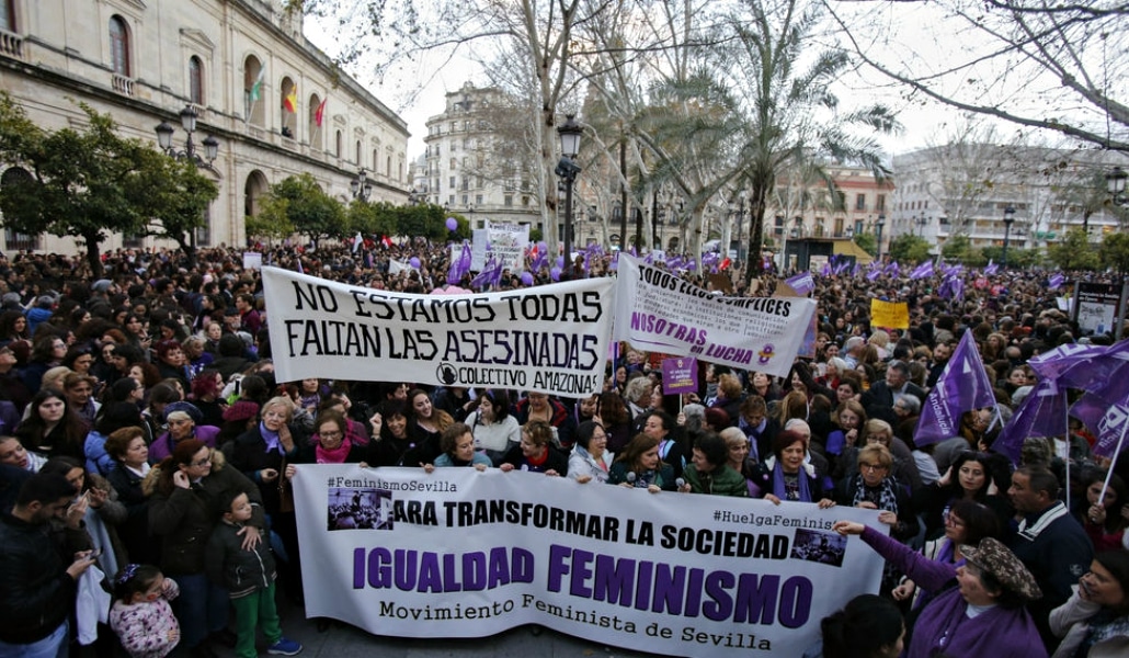 Éxito histórico en la manifestación feminista de Sevilla