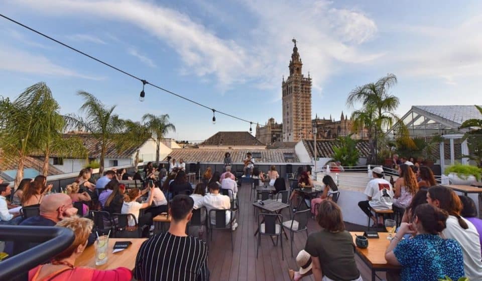 8 bares con música en directo en Sevilla para explorar la escena musical en la ciudad