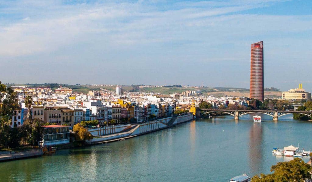 El Ejército montará un puente flotante entre Triana y Sevilla