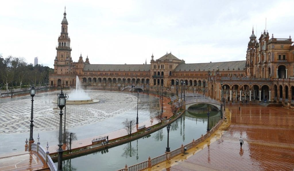 La gota fría provoca la alerta amarilla en Sevilla