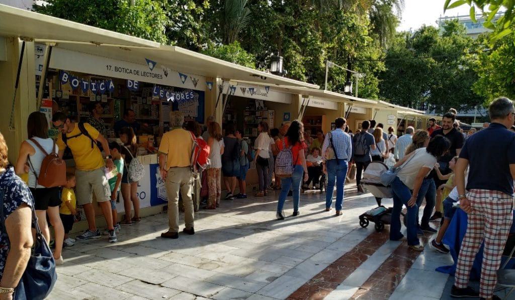 La Feria del libro de Sevilla se aplaza a otoño