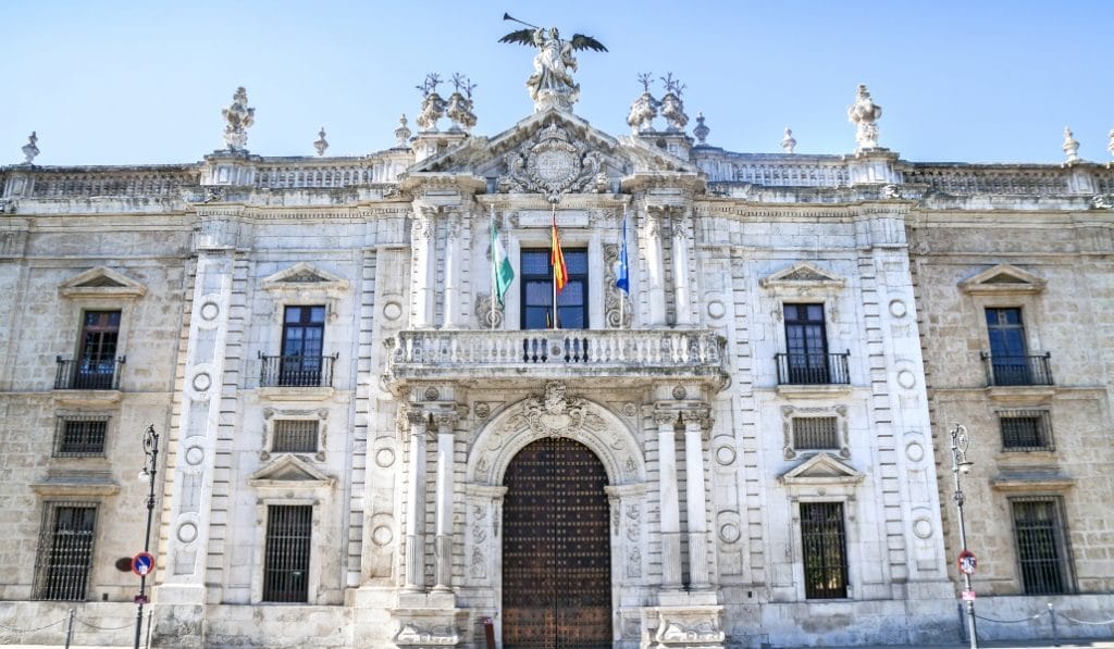 La Universidad de Sevilla retrasa dos semanas el inicio del curso