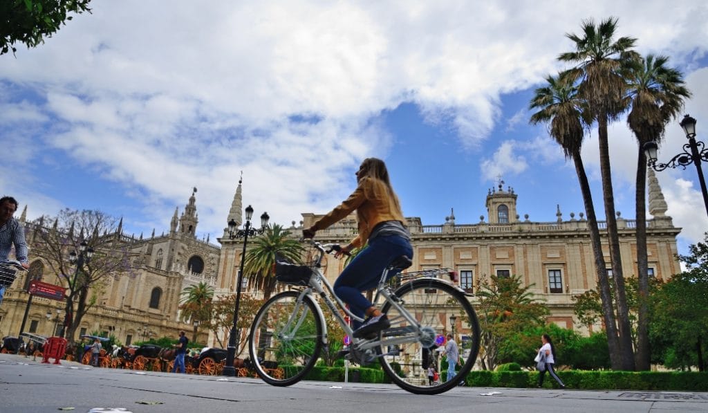 Los usuarios de bicis, satisfechos con el sistema y la red de Sevilla
