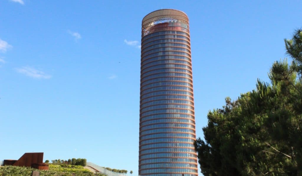 El hotel de cinco estrellas Torre Sevilla lanza una tarifa exclusiva para andaluces
