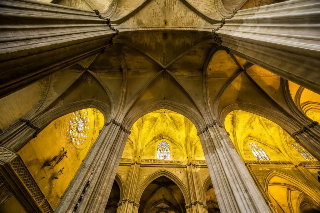 7 razones por las que el interior de la Catedral de Sevilla es una joya