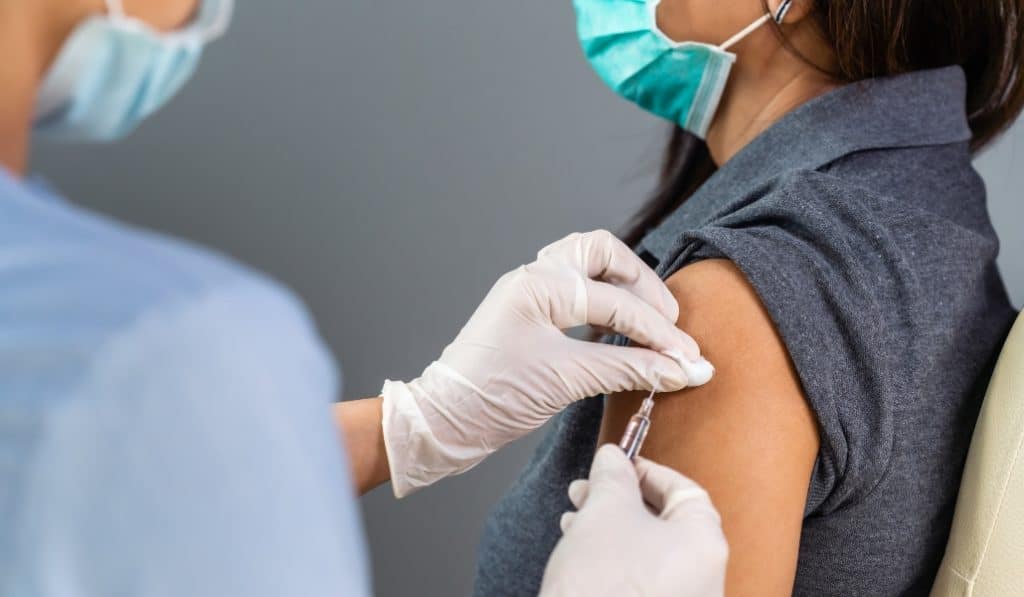 Sevilla empezará la vacunación el domingo