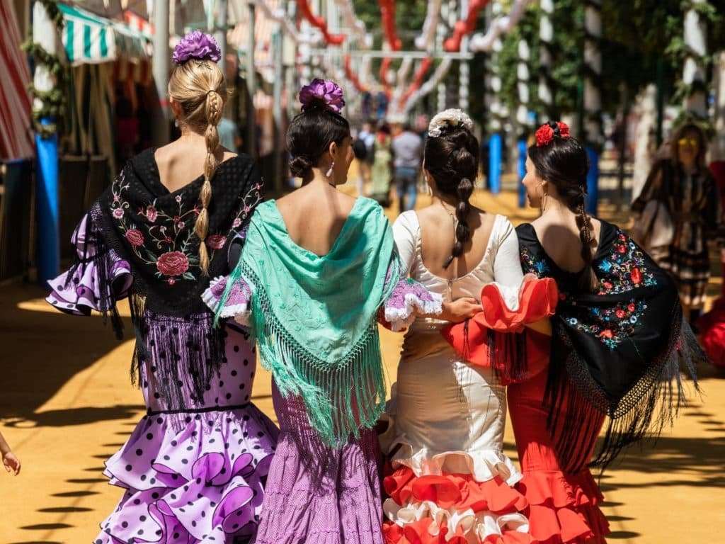 Historia origen traje de flamenca