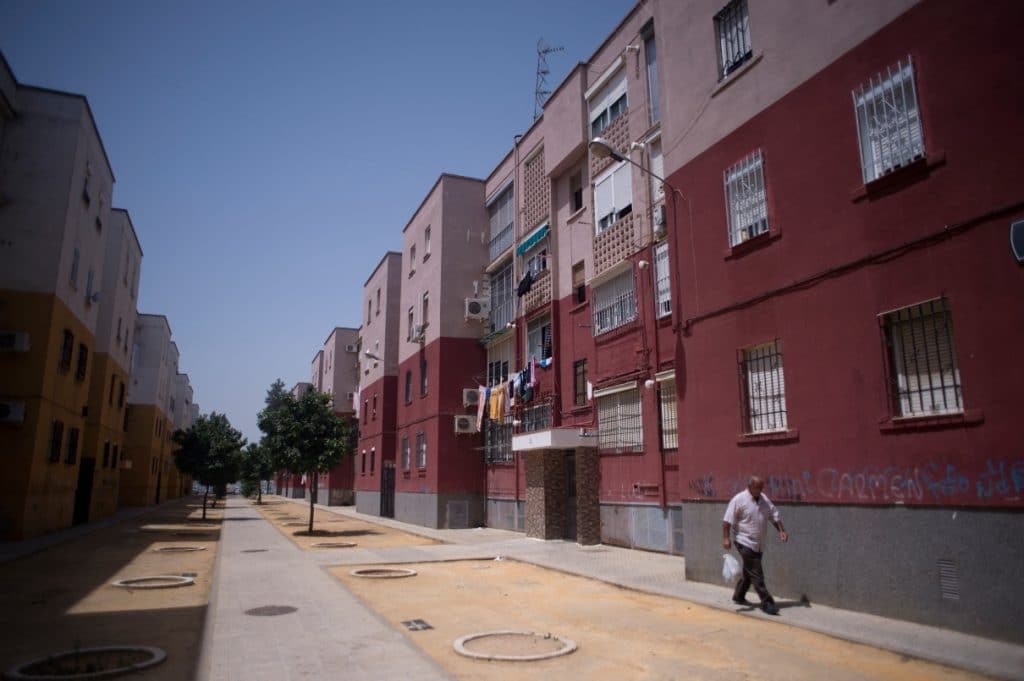 Tres de los cuatro barrios más pobres de España son sevillanos