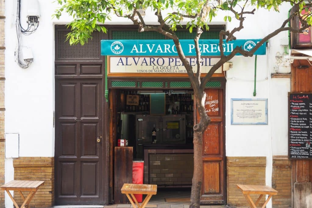 Alvaro Peregil bares históricos Sevilla