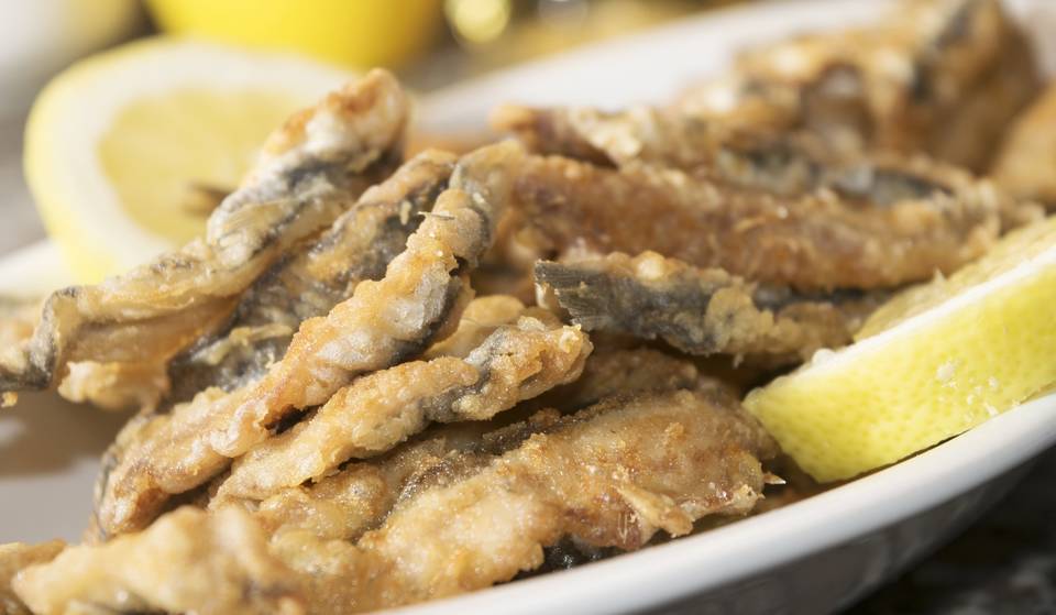 The 12 temples of fried fish in Seville: the fried fish restaurants you can&#8217;t miss