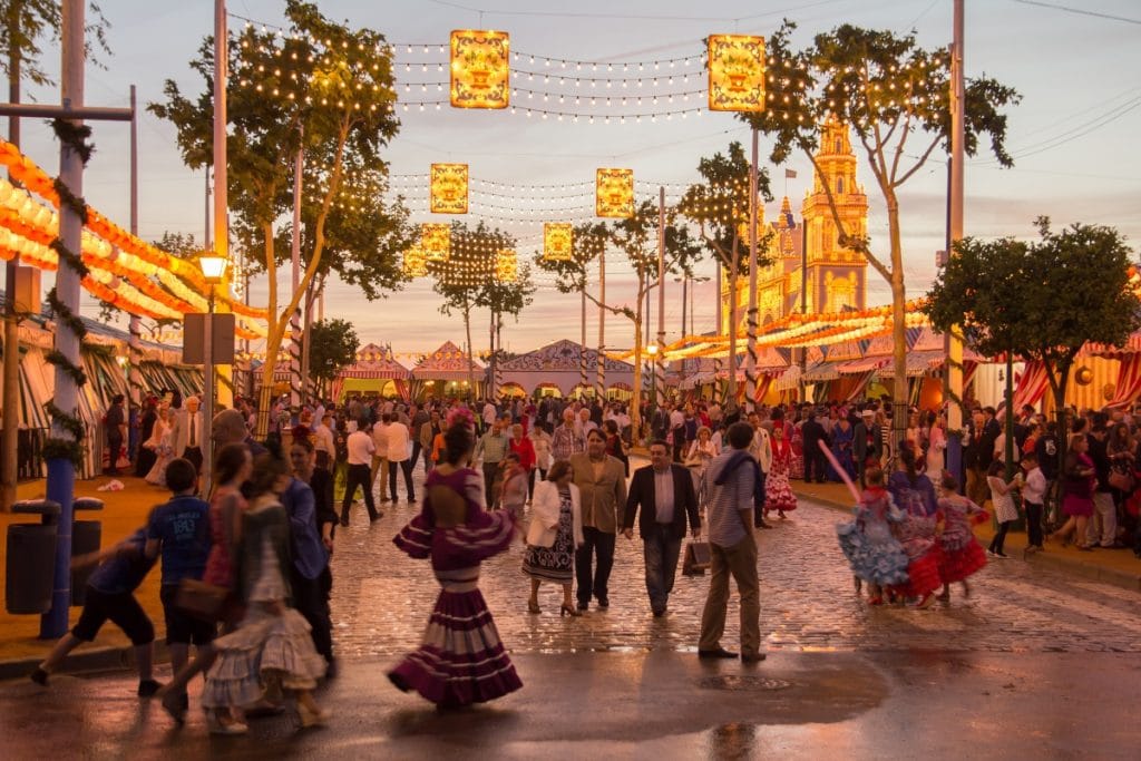 La Feria de Sevilla sustituirá sus 200.000 bombillas por iluminación led