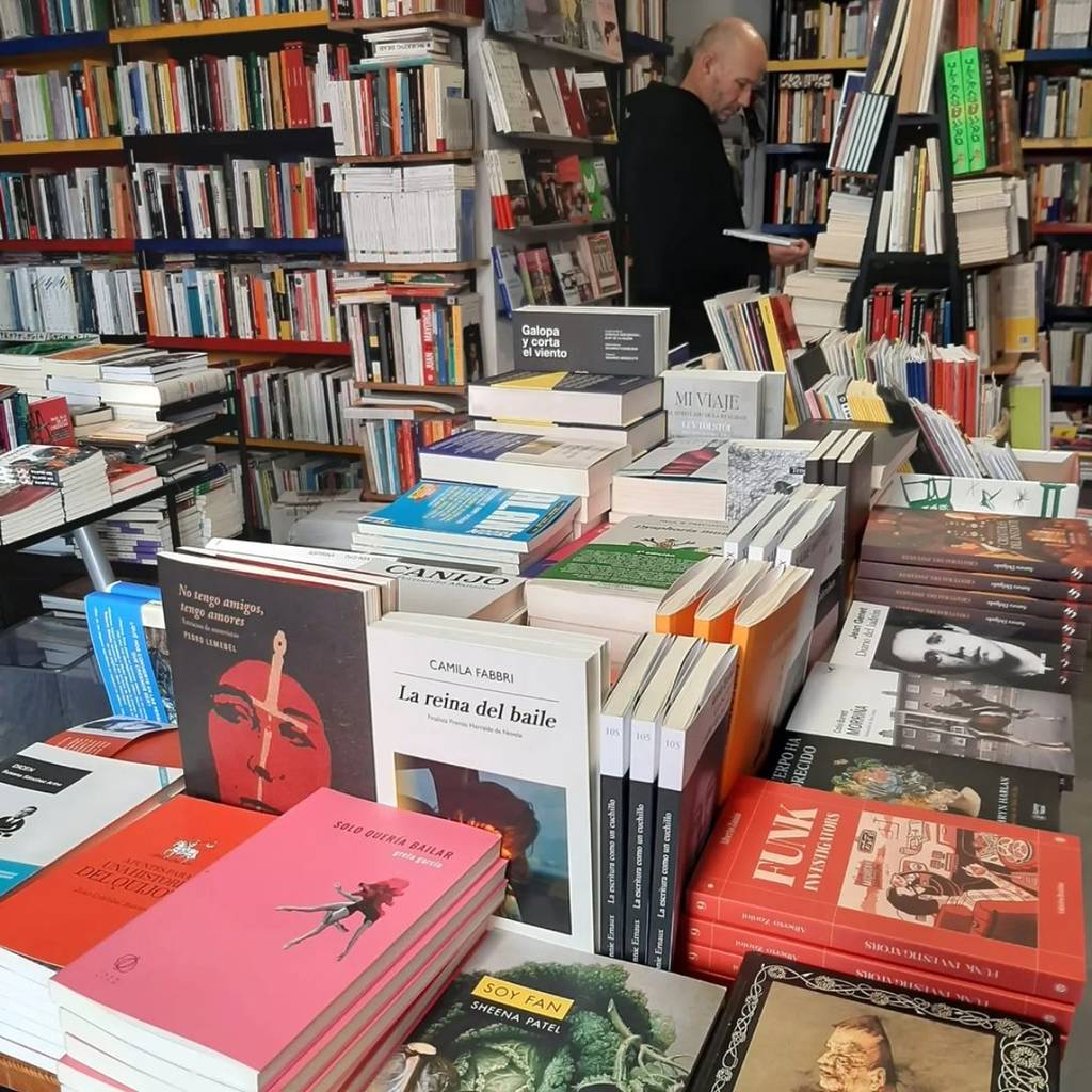 La fuga bookstores Seville