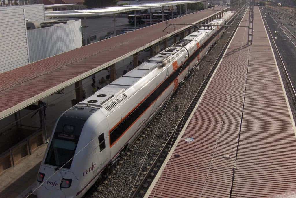 La conexión de tren Sevilla-Almería durará menos de 3 horas y media