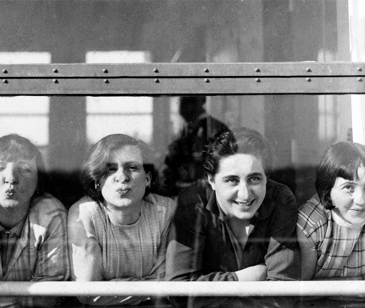 The Women of the Bauhaus