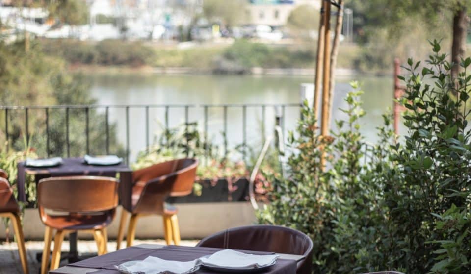 6 restaurants that do open this August in Seville