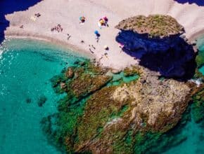 Las 14 mejores playas de Andalucía: un viaje a paraísos de agua cristalina