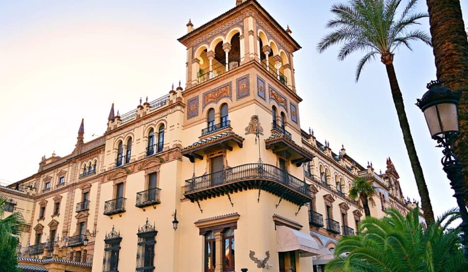 José Espiau, el prolífico arquitecto sevillano y sus 5 edificios más emblemáticos