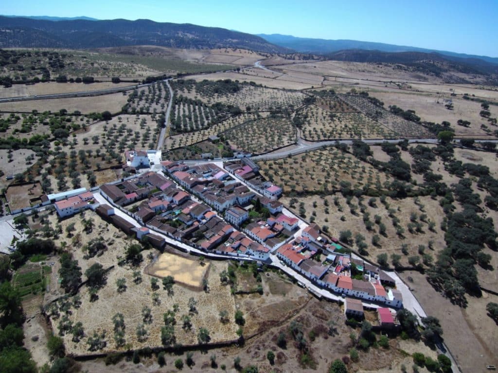 Cumbres de Enmedio segundo pueblo más pequeño de Andalucía