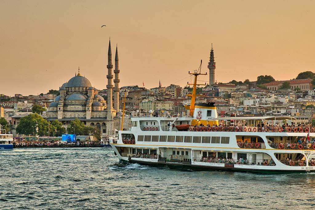 Istanbul direct flights from Seville